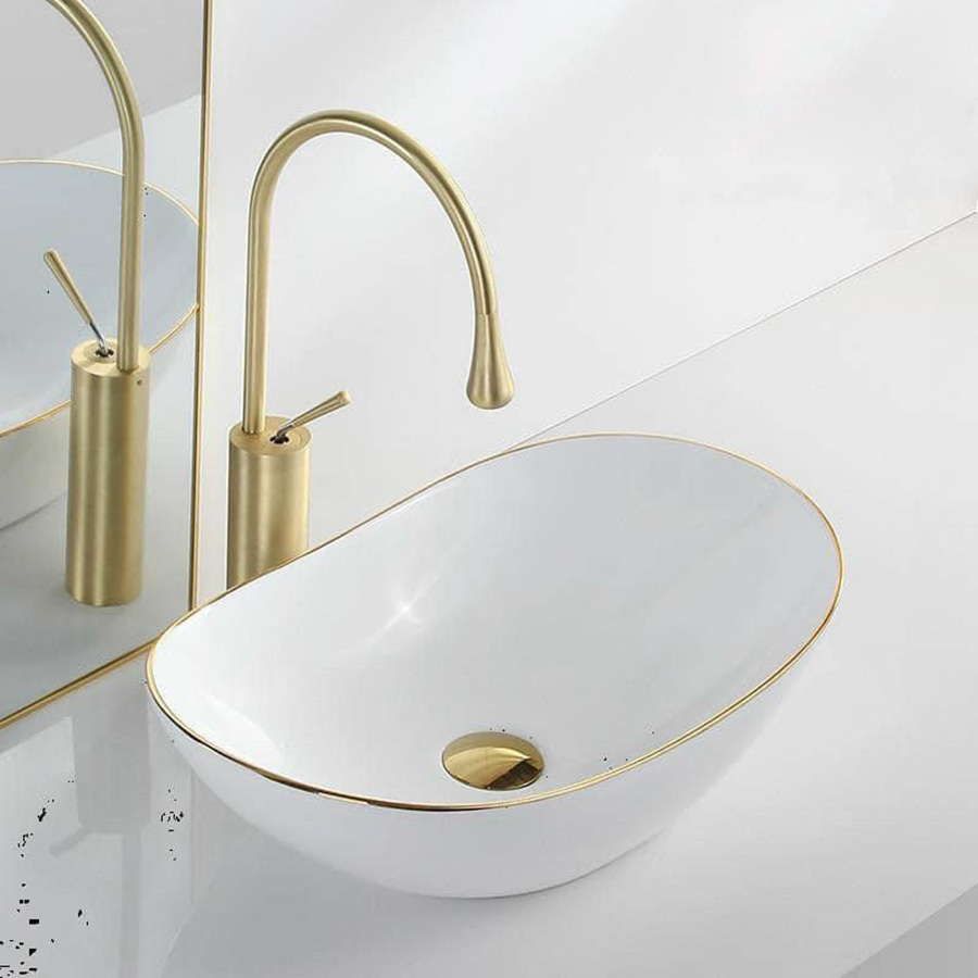 Lavabo thuyền màu trắng viền vàng - LB105