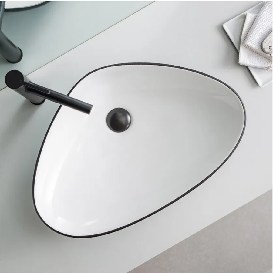 Lavabo tam giác viền đen - LB180